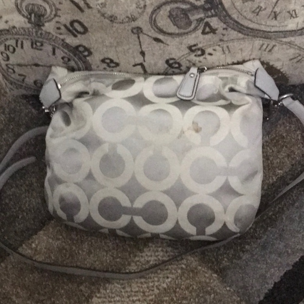 Coach Signature Collection - Picture 2 of 4